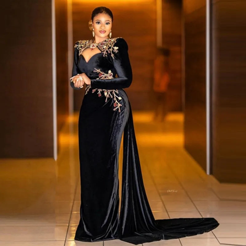 Pretty and luxury Velvet Evening  Dress - Dubai Style