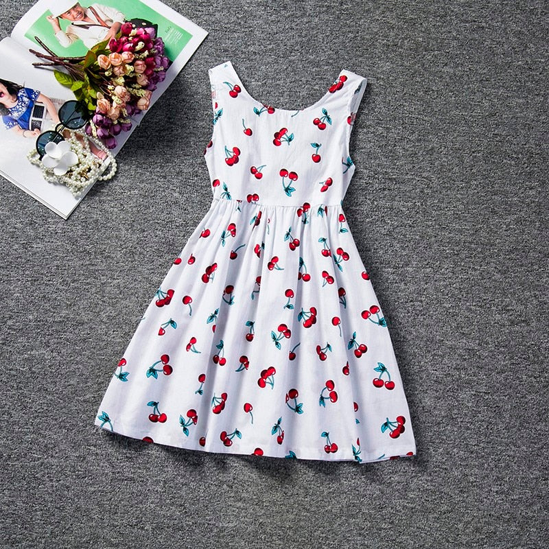 소녀를 위한 꽃무늬 여름 드레스